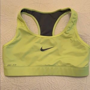 Nike dry fit bra